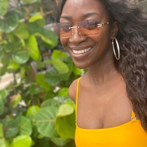 Meet your Posher, Taylor